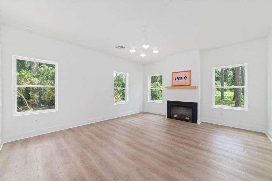 Image 16 of a home in . Image 16 of a home in .