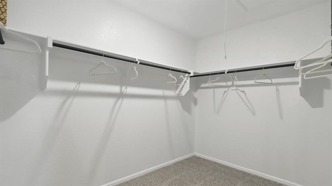 Spacious, unfurnished interior of a new home in Lonestar at Liberty Trails, Fort Worth (Image 19).