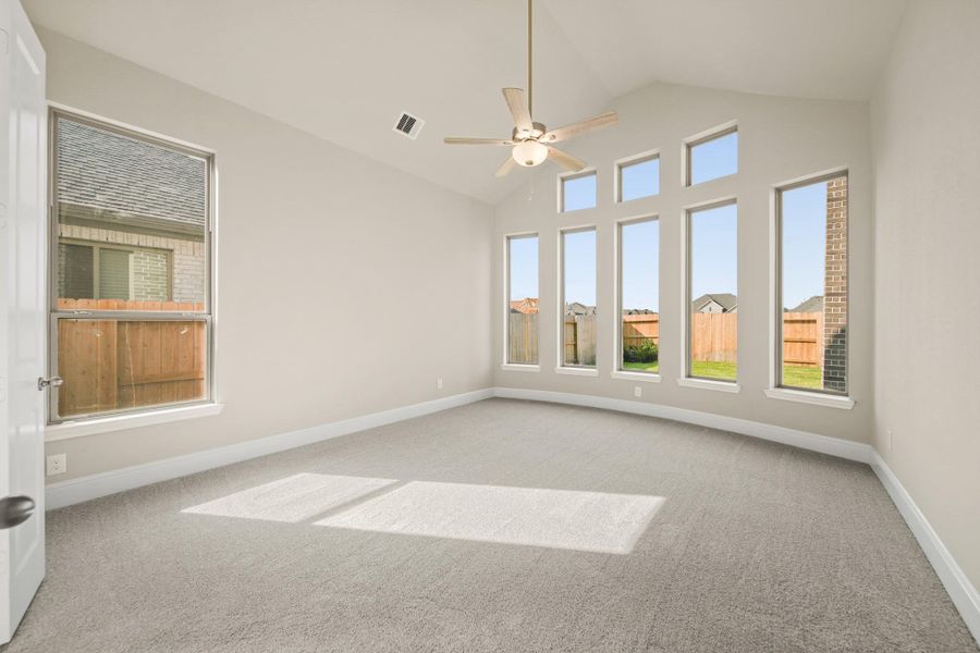 Spacious, unfurnished interior of a new home in Coastal Point, League City (Image 28).