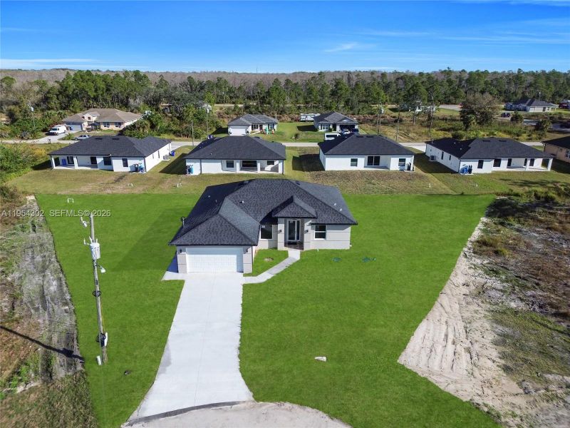 Image 37 of a home in .