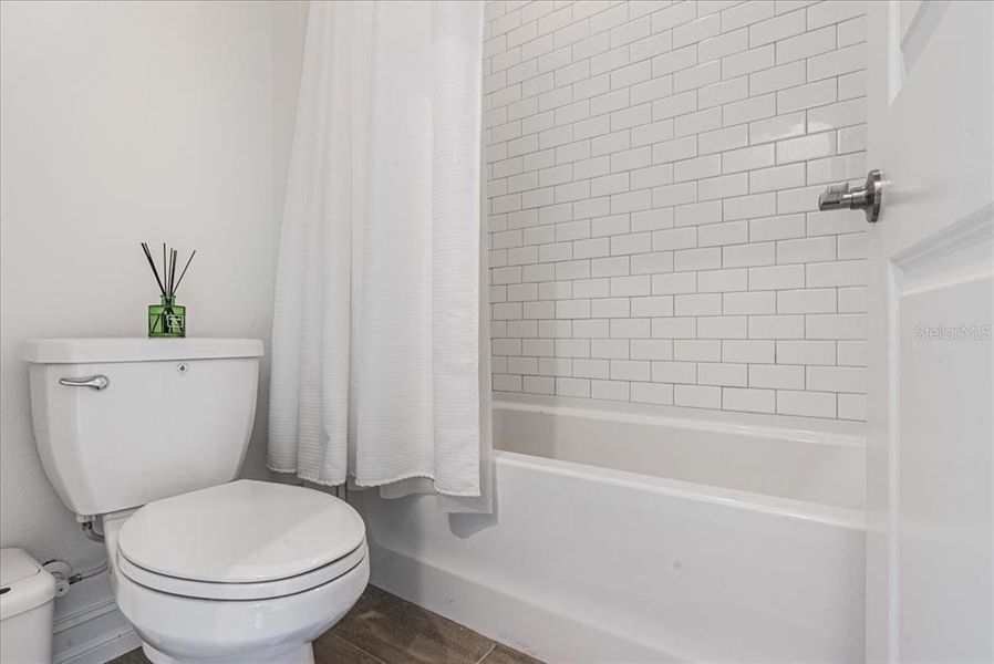 Image 50 of a home in Pearl Estates.