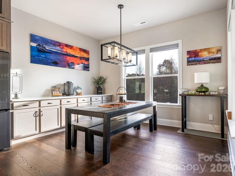 1st Flr, Dining Room w/built in buffet, pendant lighting (13x10)