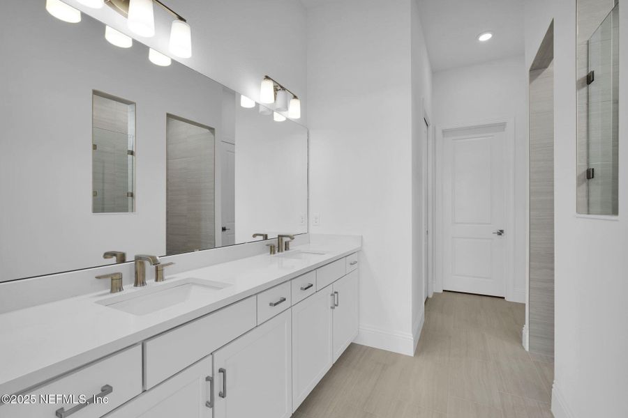 Furnished interior view inside a new home in Del Webb Saint Johns, St. Johns (Image 8).