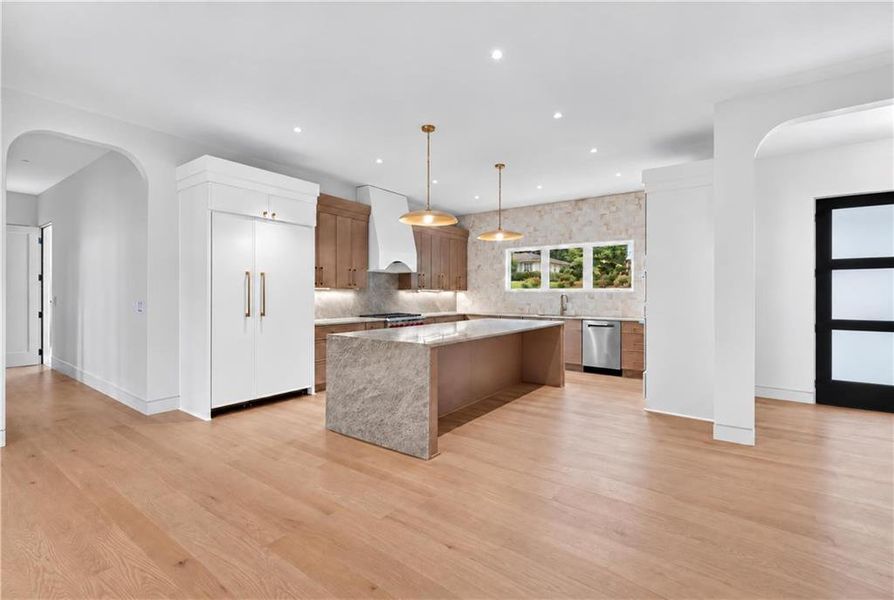 Furnished interior view inside a new home in , Dunwoody (Image 41).