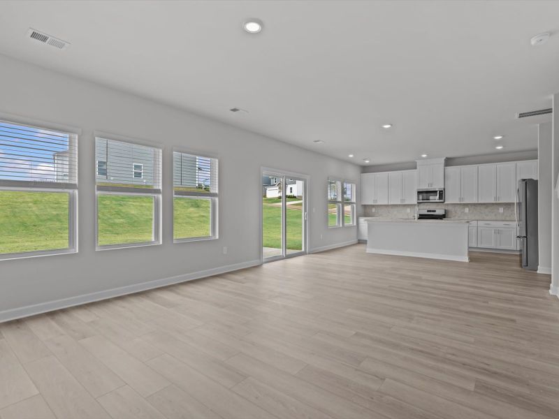 Spacious, unfurnished interior of a new home in Chatham Forest, Duncan (Image 12). Spacious, unfurnished interior of a new home in Chatham Forest, Duncan (Image 12).