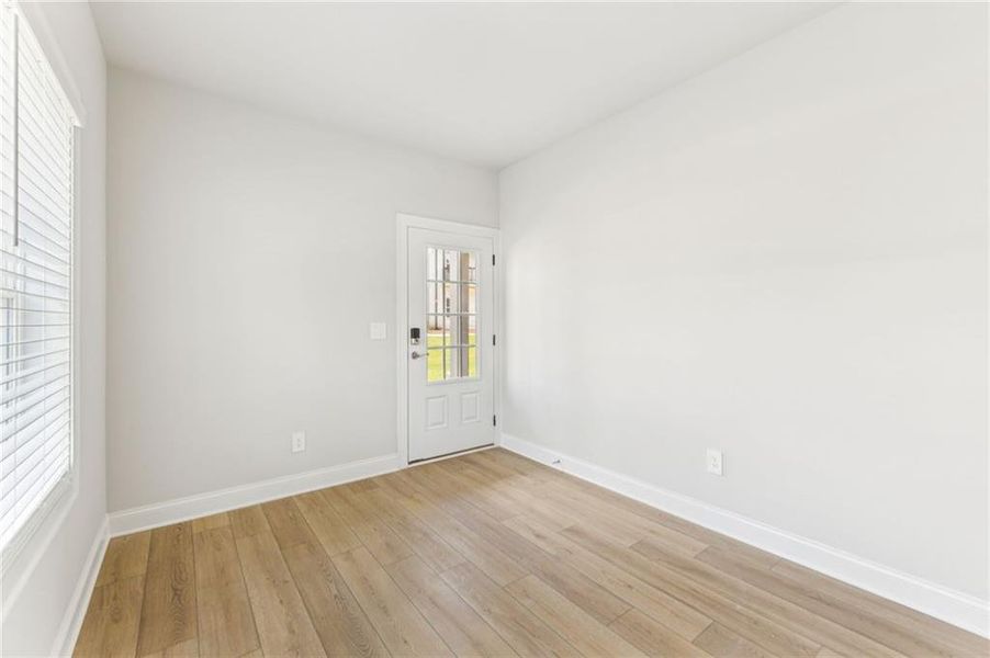 Spacious, unfurnished interior of a new home in Martin Springs - Highland Series, Lawrenceville (Image 43).