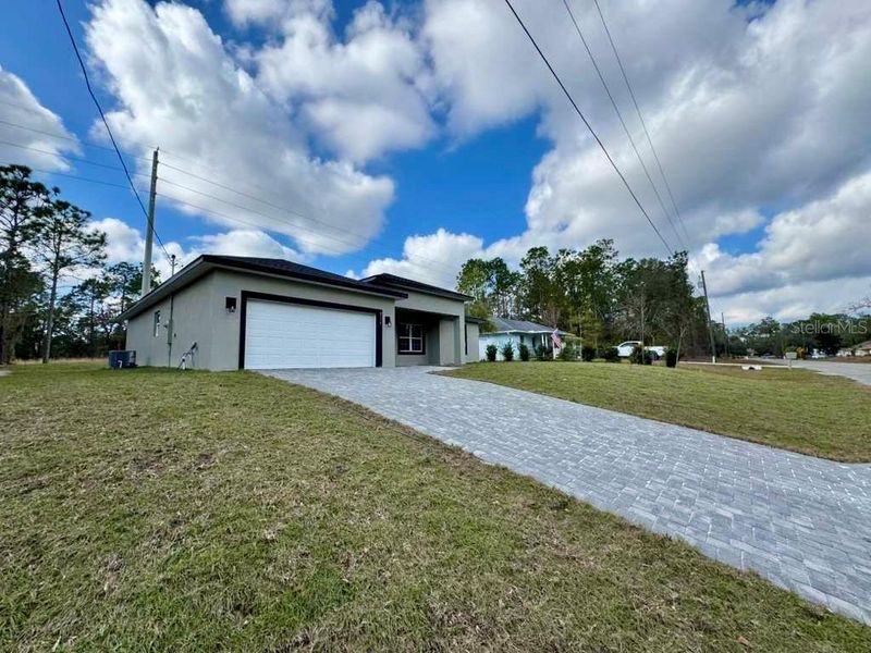 Exterior details and patio area of a home in , Citrus Springs (Image 19). Exterior details and patio area of a home in , Citrus Springs (Image 19).