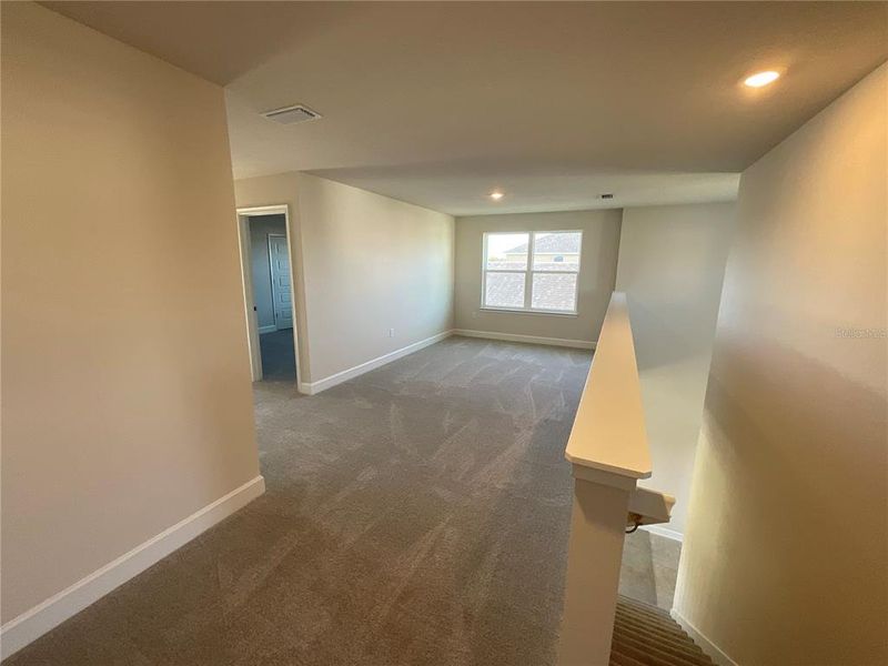 Image 10 of a home in .