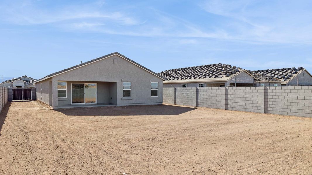 Representative exterior details of a home built from the Gaven by D.R. Horton in Del Rio Ranch, Avondale (Image 4).