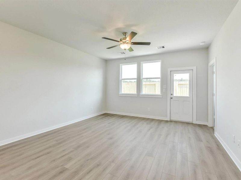 Spacious, unfurnished interior of a new home in Liberty Estates, Cleveland (Image 14).