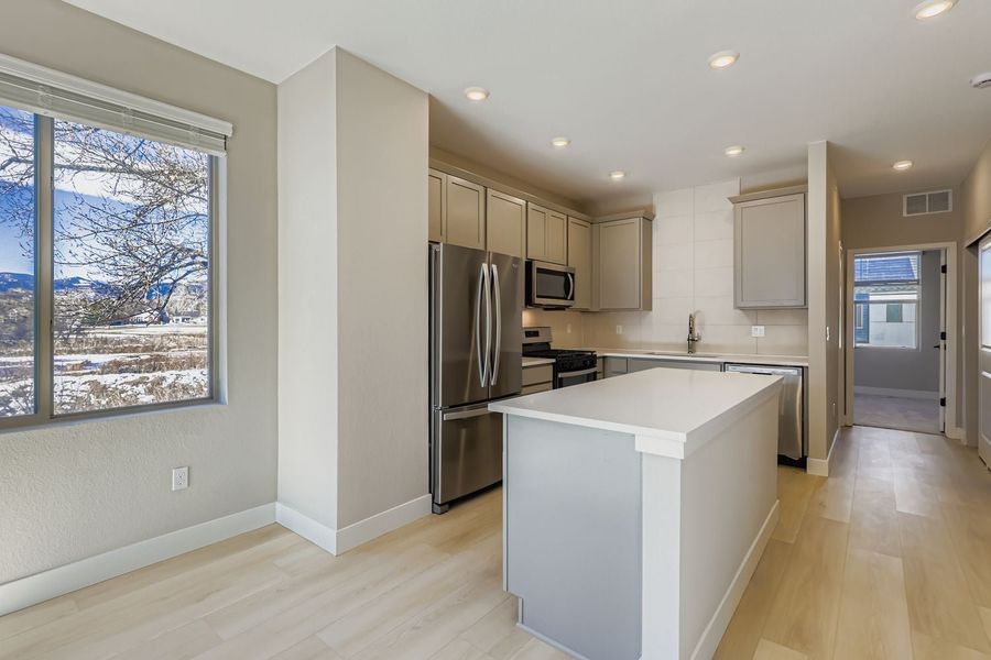 New Home in Arvada, CO. - Slide 4 New Home in Arvada, CO. - Slide 4