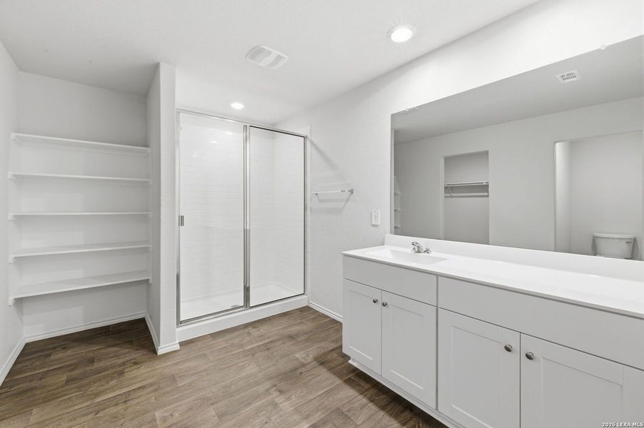 Furnished interior view inside a new home in Arroyo Ranch, Seguin (Image 10).