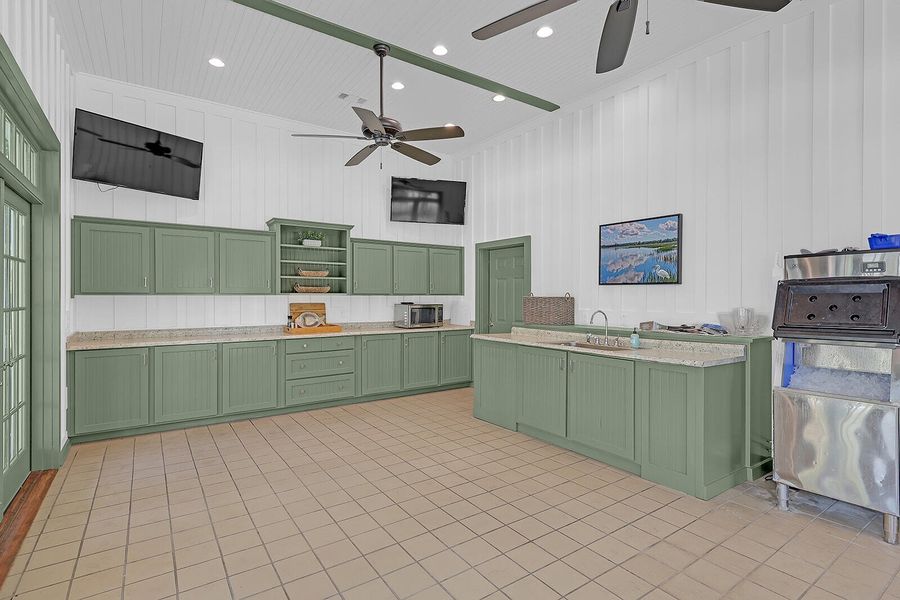 Furnished interior view inside a new home in , Seabrook (Image 56).