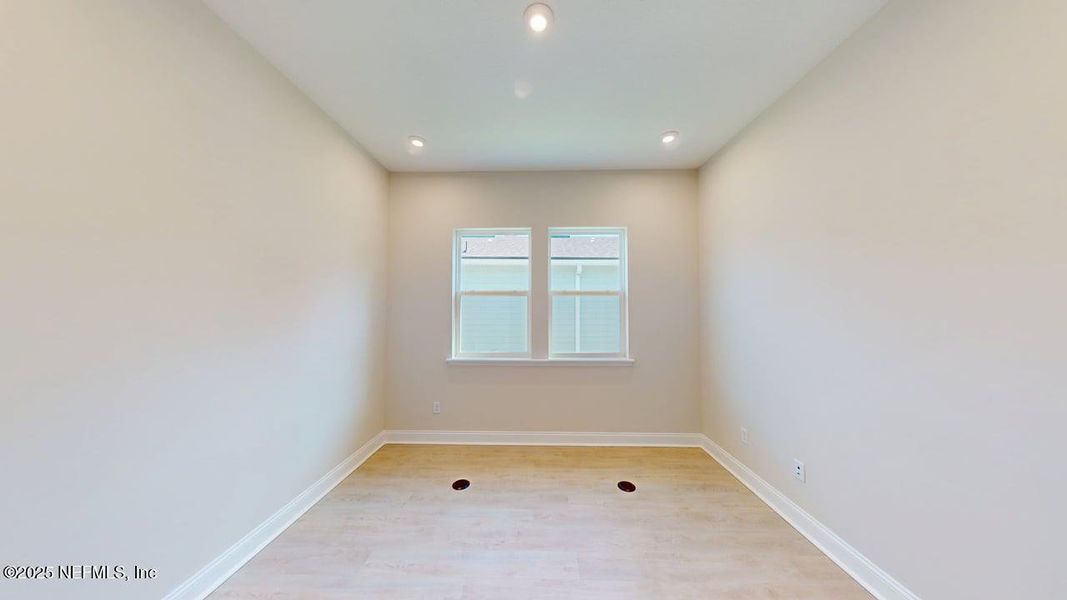 Spacious, unfurnished interior of a new home in RiverTown - WaterSong, St. Johns (Image 10).