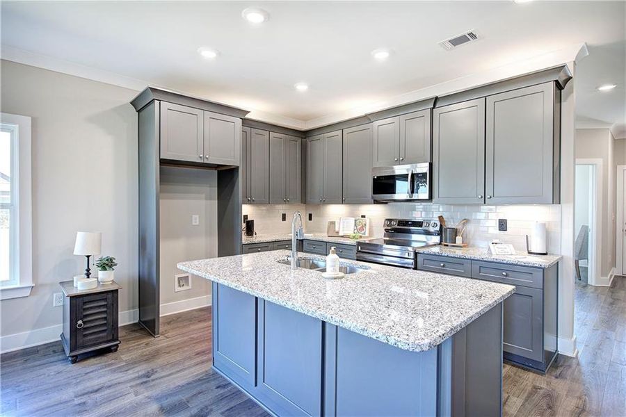 Furnished interior view inside a new home in , Cartersville (Image 7).