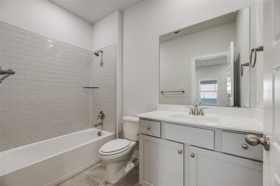 Furnished interior view inside a new home in Sutton Fields, Celina (Image 7). Furnished interior view inside a new home in Sutton Fields, Celina (Image 7).