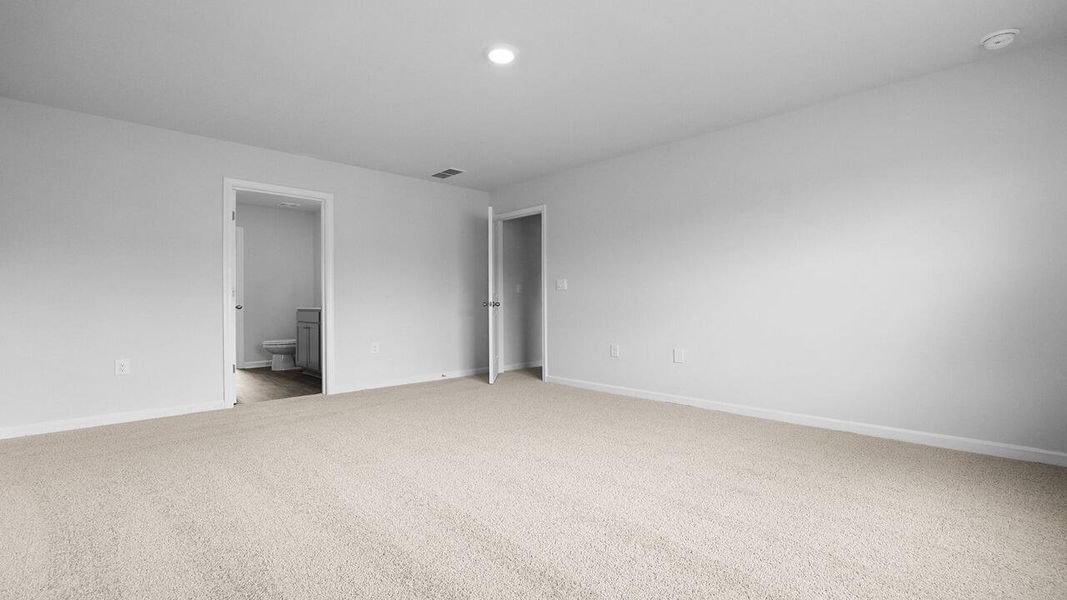 Spacious, unfurnished interior of a new home in Pineview North, Summerville (Image 20).