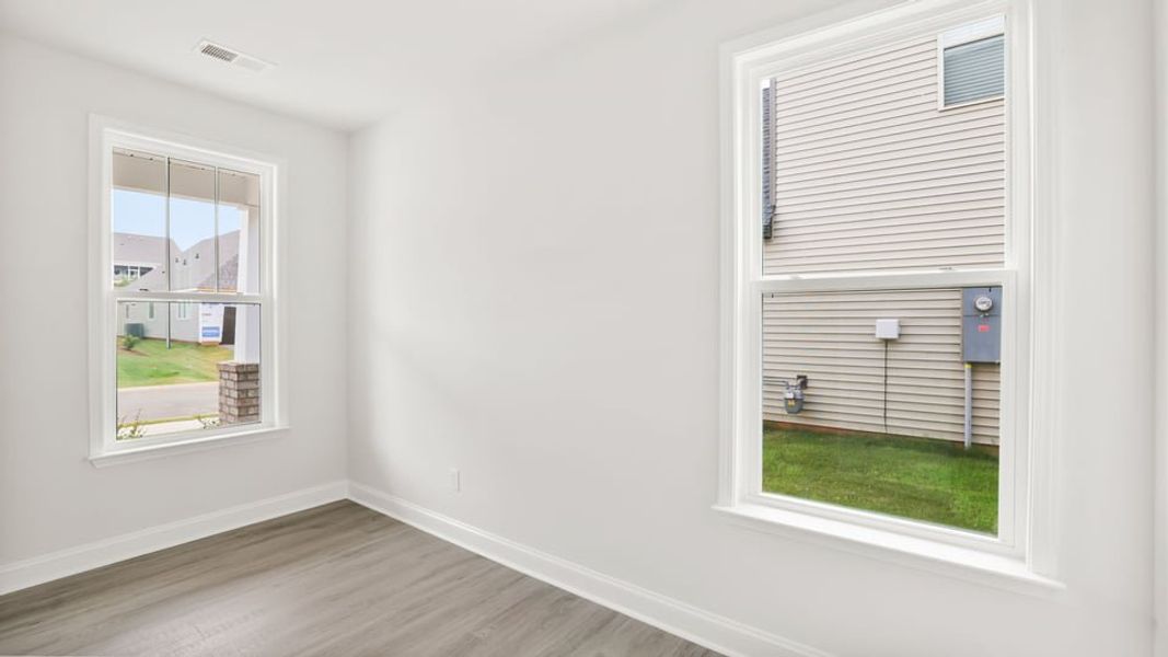Spacious, unfurnished interior of a new home in Briargate, Fountain Inn (Image 15).