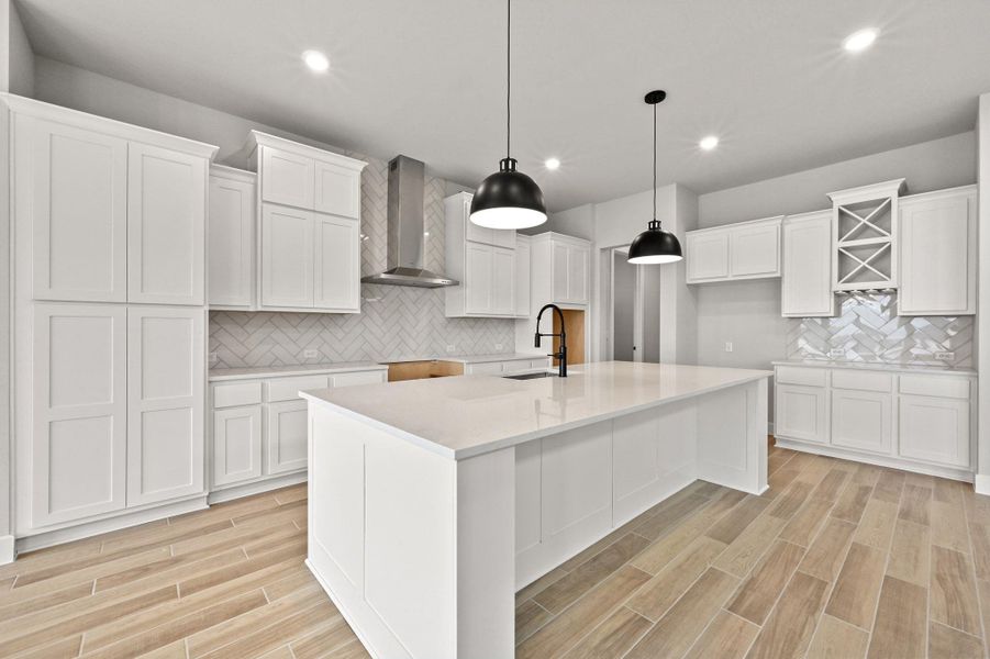 Representative image. Features, selections and colors may vary.