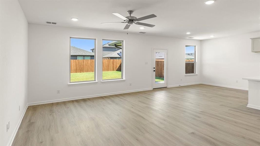 06. 2826 Wagoner - Family 06. 2826 Wagoner - Family