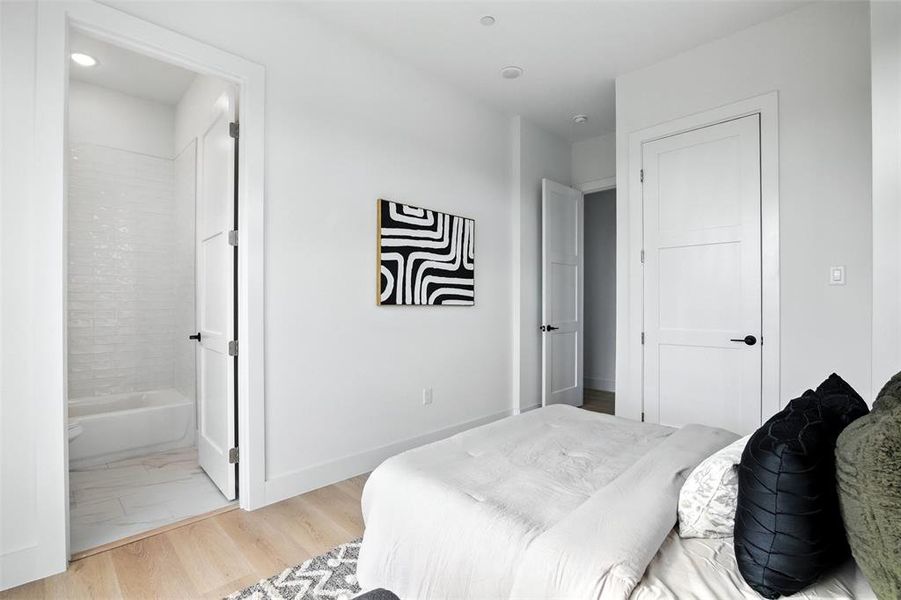 Furnished interior view inside a new home in , Dallas (Image 5).