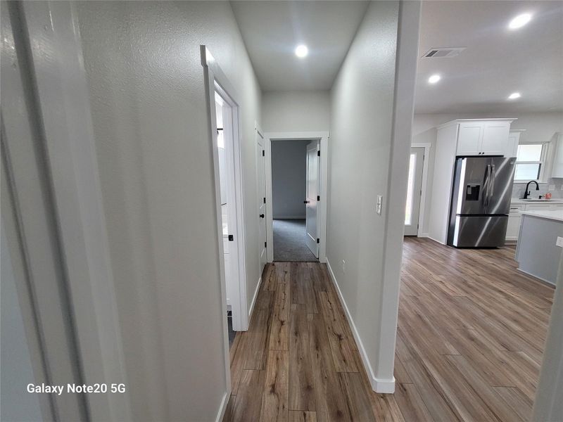 Furnished interior view inside a new home in , Brookeland (Image 9).