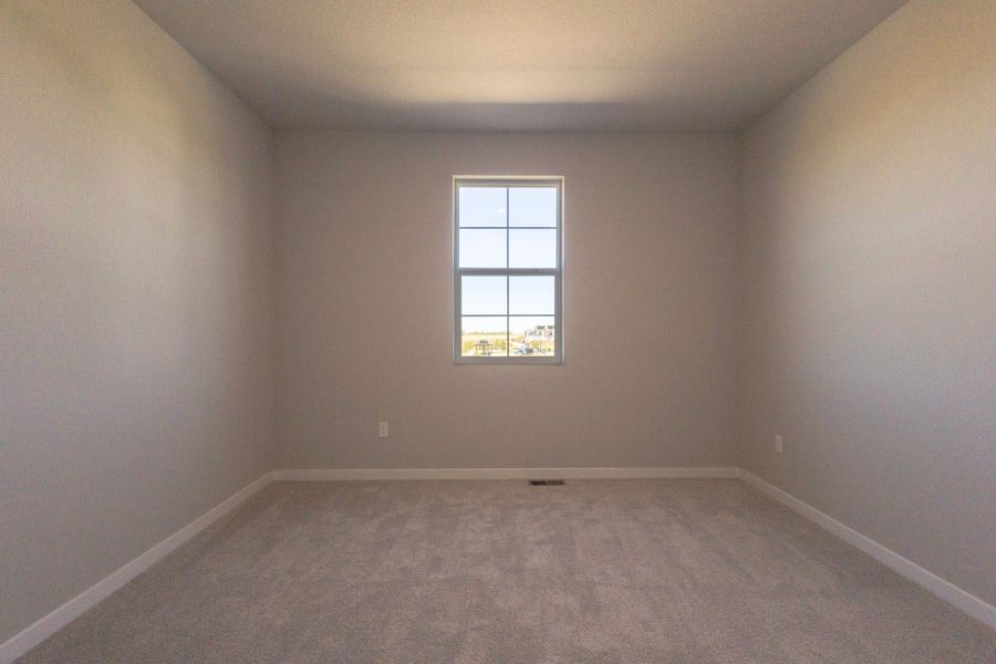 New Home in Strasburg, CO.  - Slide 32