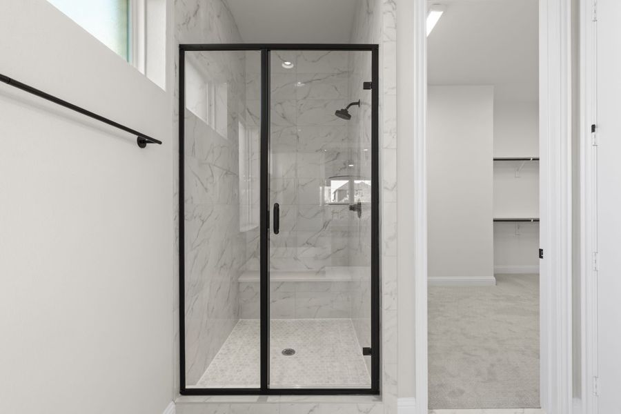 Representative interior finishes for a home built from the Cardiff by Windsor Homes in Nelson Lake Estates, Rockwall (Image 17).