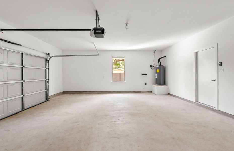 Spacious, unfurnished interior of a new home in Monarch on Main, Round Rock (Image 20). Spacious, unfurnished interior of a new home in Monarch on Main, Round Rock (Image 20).
