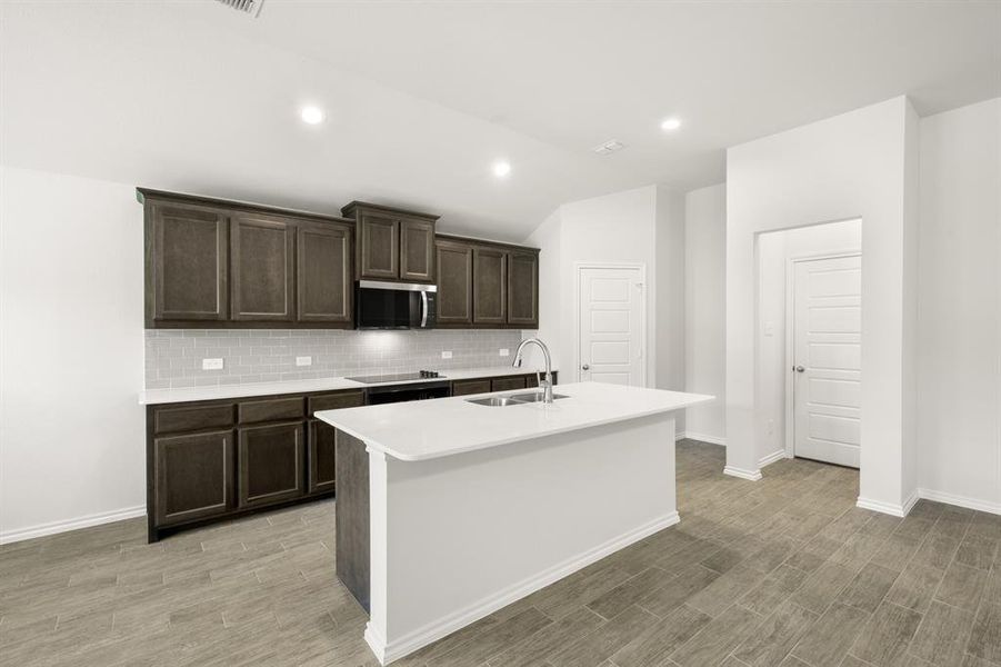 2629 Streamside- Kitchen-1 2629 Streamside- Kitchen-1