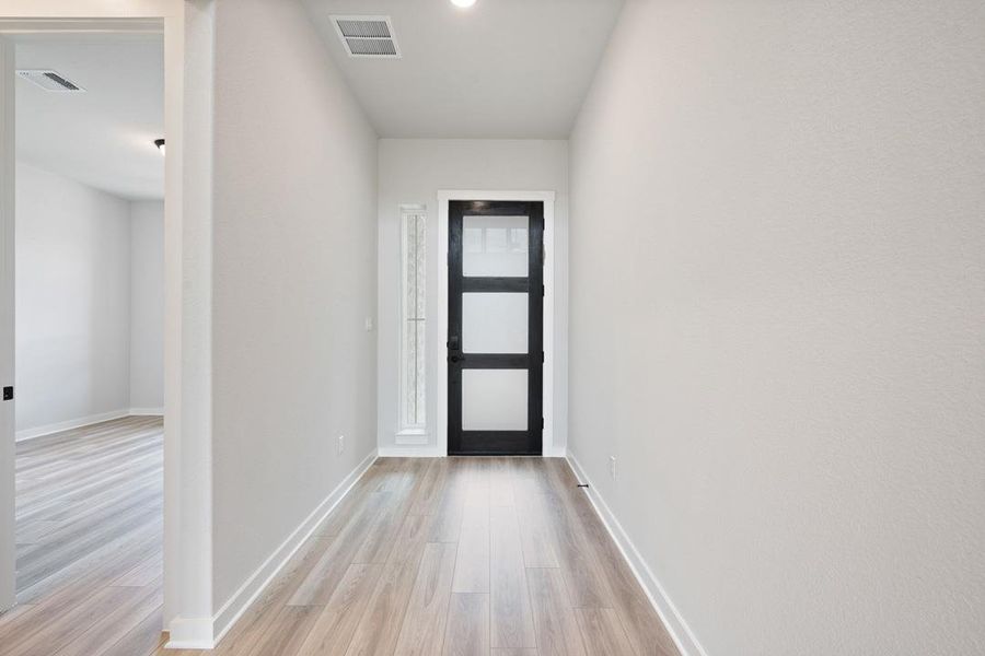 Spacious, unfurnished interior of a new home in Lagos Reserve, Manor (Image 30). Spacious, unfurnished interior of a new home in Lagos Reserve, Manor (Image 30).