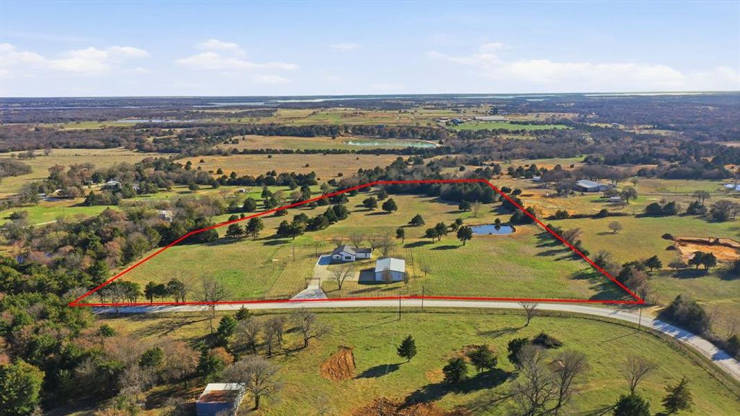Image 37 of a home in . Image 37 of a home in .