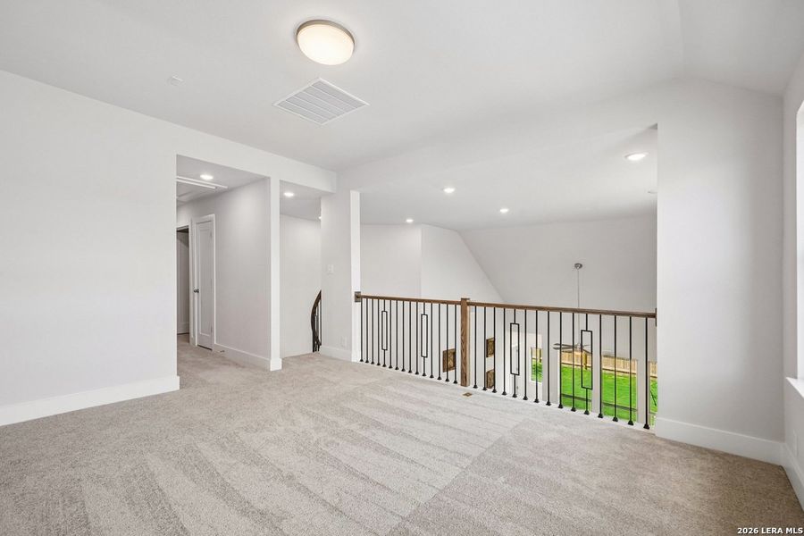 Spacious, unfurnished interior of a new home in Prominence, San Antonio (Image 20). Spacious, unfurnished interior of a new home in Prominence, San Antonio (Image 20).