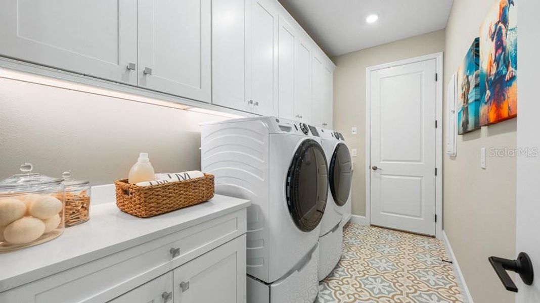 Furnished interior view inside a new home in Hammock at Two Rivers, Zephyrhills (Image 23).