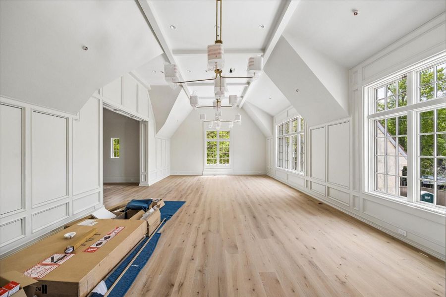 Image 38 of a home in .