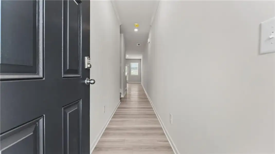 Spacious, unfurnished interior of a new home in Owen Preserve, Canton (Image 8).