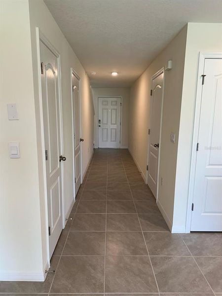 Spacious, unfurnished interior of a new home in , St. Cloud (Image 19).
