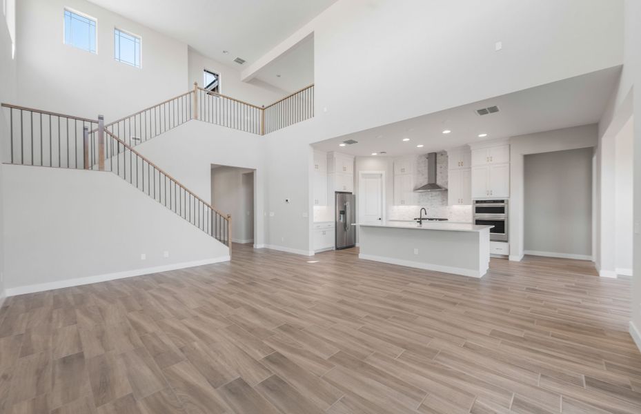 Spacious, unfurnished interior of a new home in Legado West, Queen Creek (Image 19).
