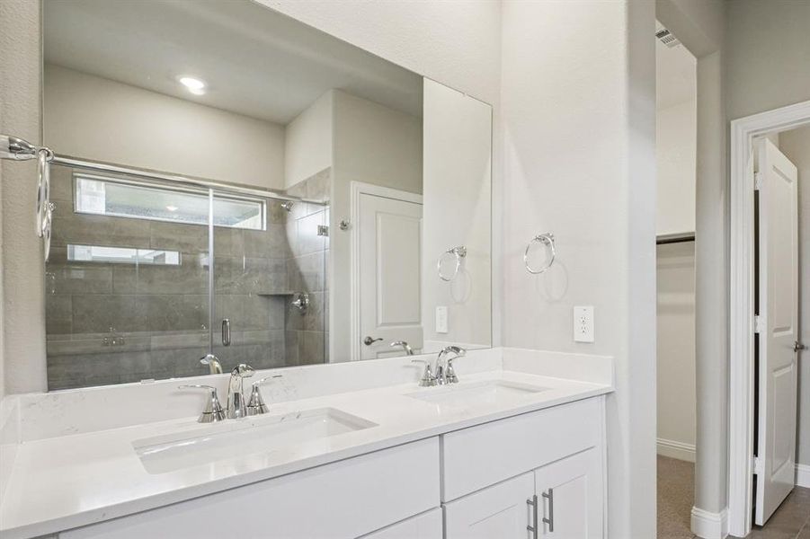 Photo is not of the actual home, but is an inspirational photo of builder’s model home and may depict options, furnishings, and/or decorator features that are not included. Photo is not of the actual home, but is an inspirational photo of builder’s model home and may depict options, furnishings, and/or decorator features that are not included.