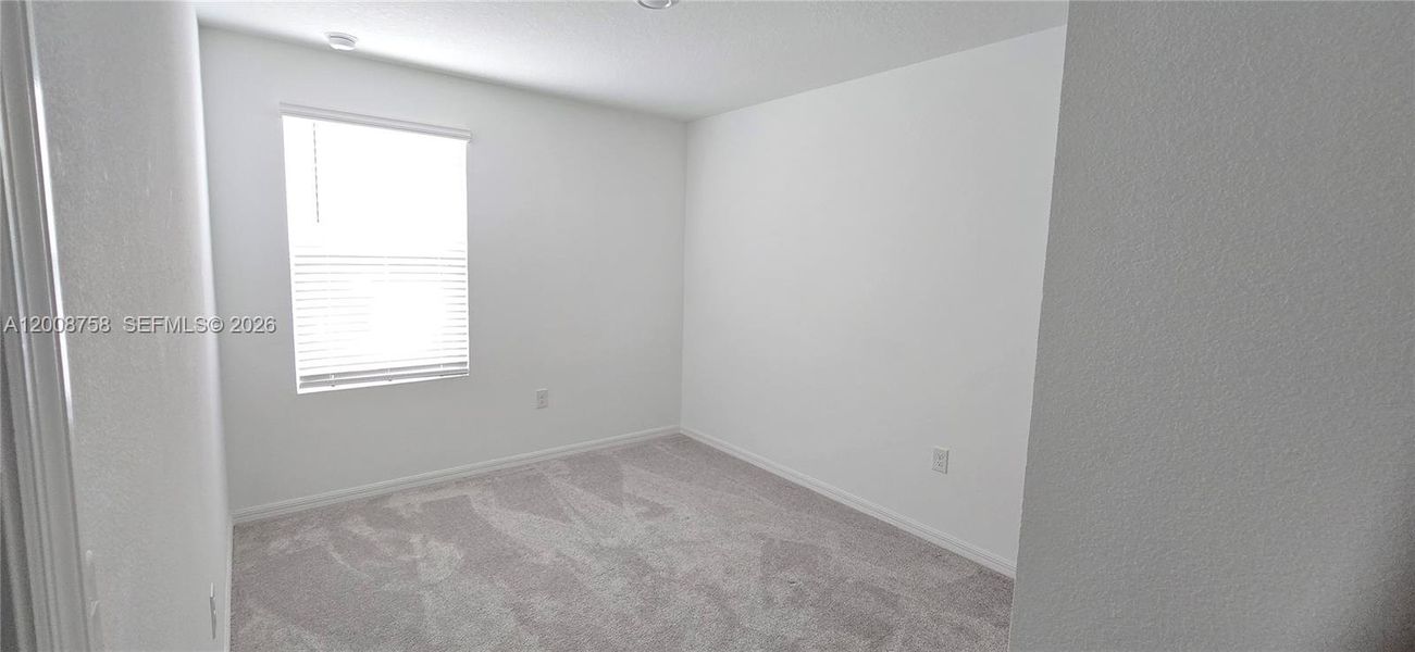 Spacious, unfurnished interior of a new home in , Davenport (Image 21).