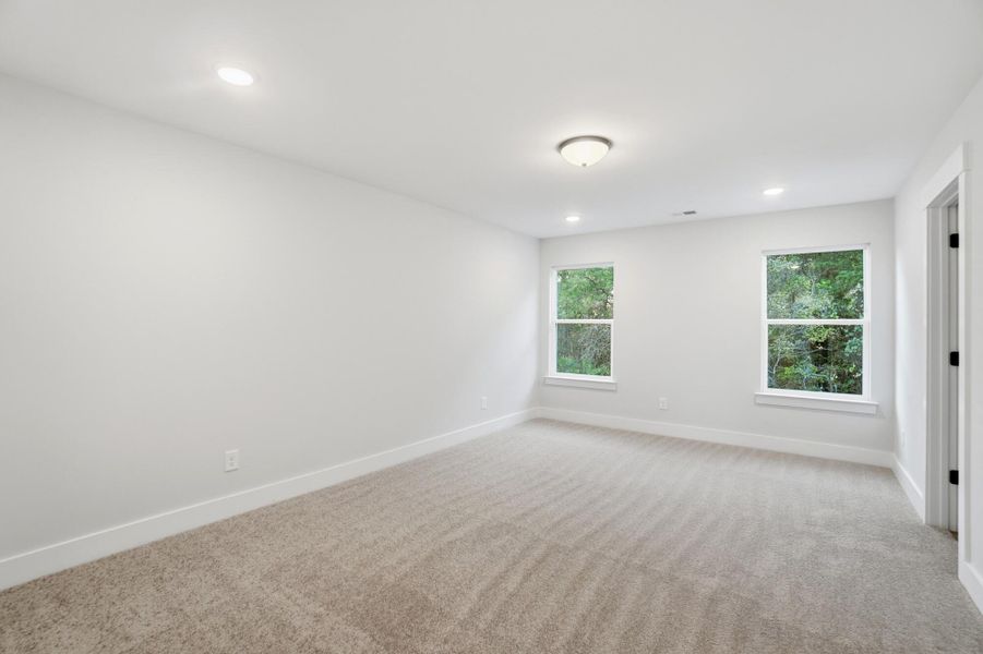 Spacious, unfurnished interior of a new home in Blythe Mill Townhomes, Waxhaw (Image 26). Spacious, unfurnished interior of a new home in Blythe Mill Townhomes, Waxhaw (Image 26).