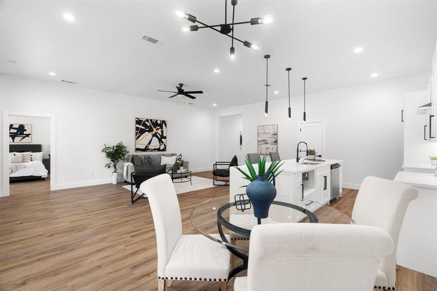 Furnished interior view inside a new home in , Dallas (Image 13). Furnished interior view inside a new home in , Dallas (Image 13).