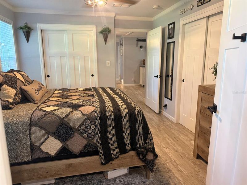 Furnished interior view inside a new home in , Plant City (Image 17).