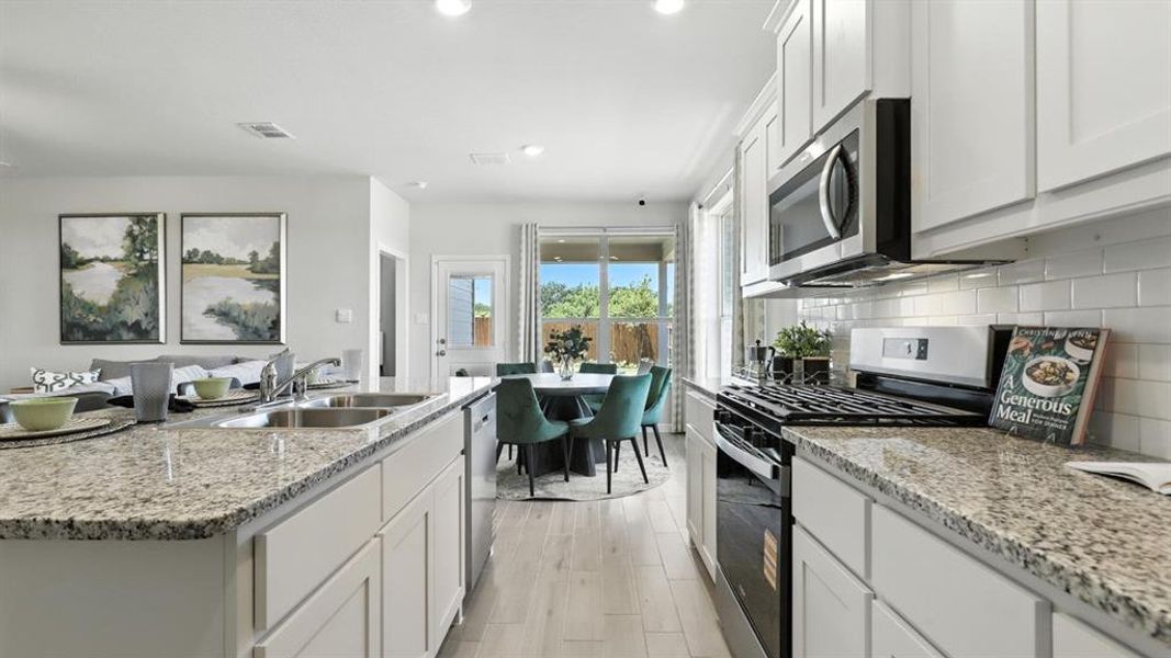 Furnished interior view inside a new home in Vista Point, Grandview (Image 11).
