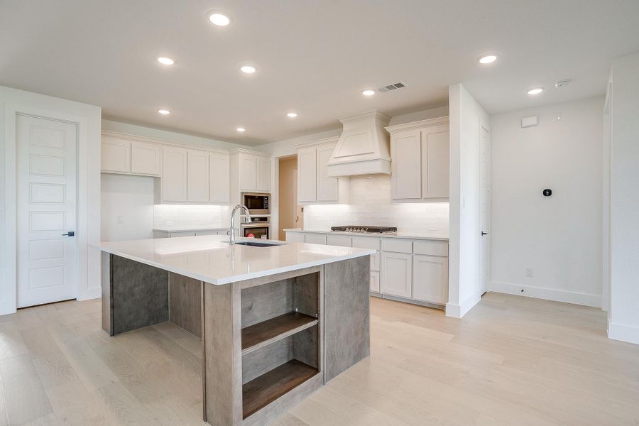Furnished interior view inside a new home in Sweetgrass, Haslet (Image 9). Furnished interior view inside a new home in Sweetgrass, Haslet (Image 9).