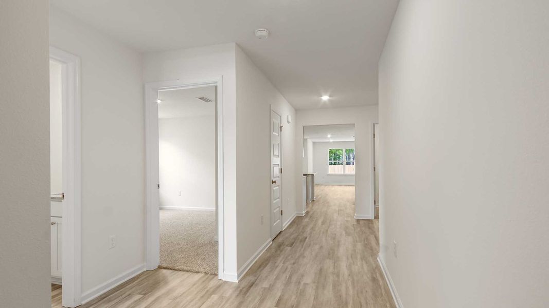 Spacious, unfurnished interior of a new home in Ashton Park Phase III, Freeport (Image 14).