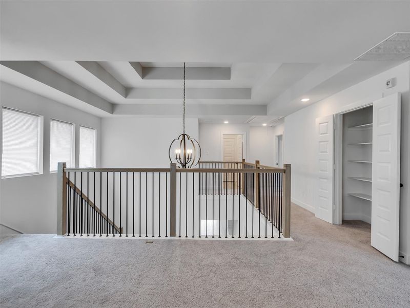 Spacious, unfurnished interior of a new home in Cross Creek West, Fulshear (Image 42).