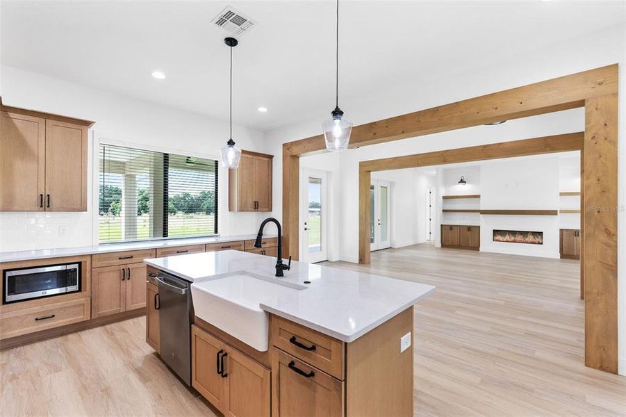 Furnished interior view inside a new home in , Yeehaw Junction (Image 10).