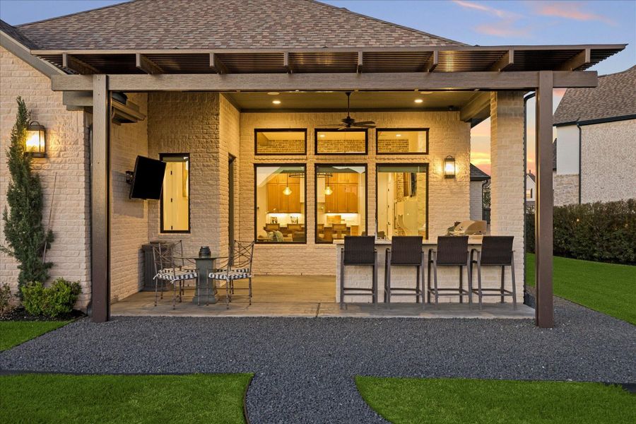 Exterior details and patio area of a home in , Katy (Image 23).