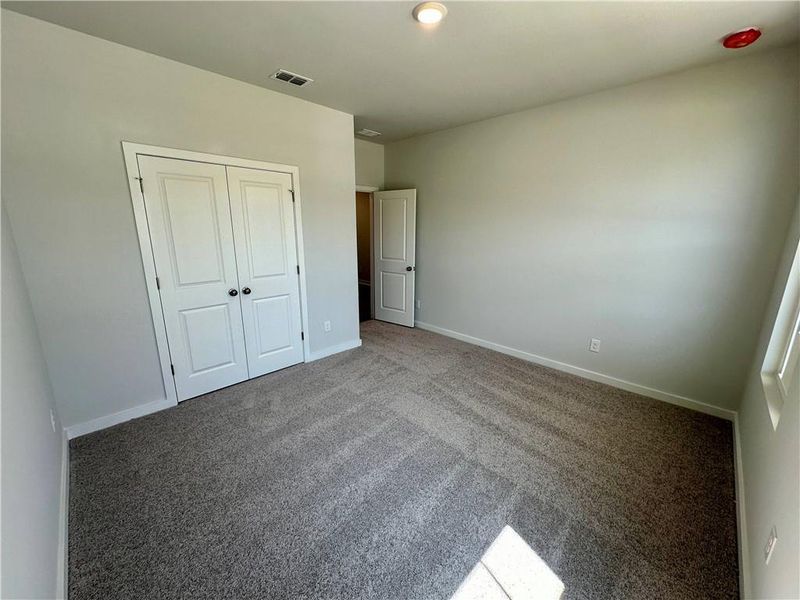 Spacious, unfurnished interior of a new home in Reserve at Gum Springs, Jefferson (Image 14).